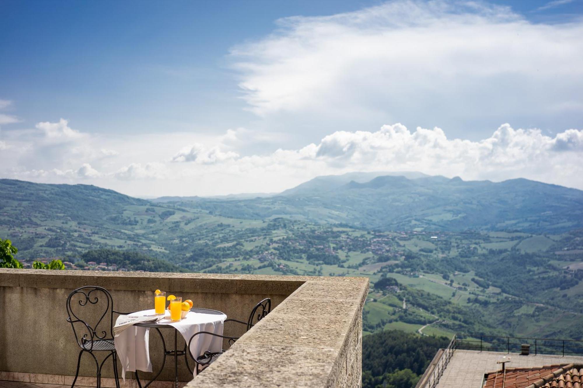 Hotel Cesare San Marino Esterno foto